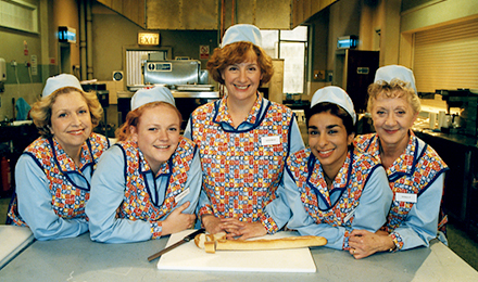 Welcome to Pozzitive: dinnerladies